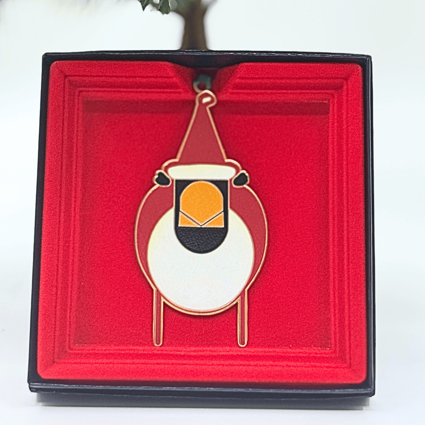 Limited edition: Cardinal Claus Metal Adornment (newly released adaptation)